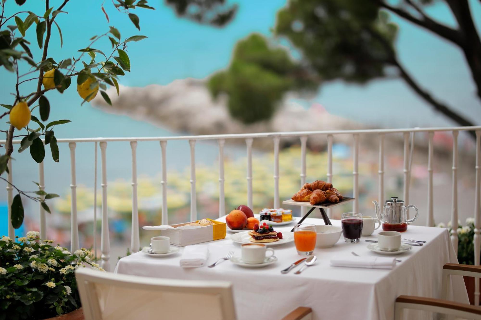Hotel Residence Amalfi Esterno foto