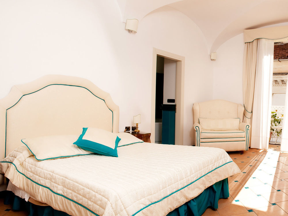 Hotel Residence Amalfi Esterno foto